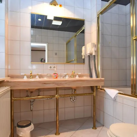 In Saxony With Communal Pool Apartment