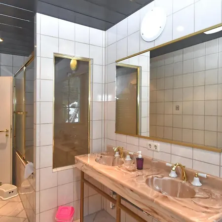 Retreat With Sauna, Hot Tub * Jagersgrun