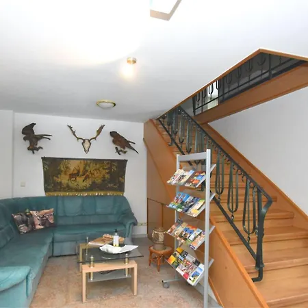 Retreat With Sauna, Hot Tub Apartment