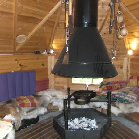 Retreat With Sauna, Hot Tub Apartment *