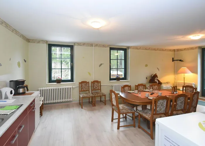 Retreat With Sauna, Hot Tub *