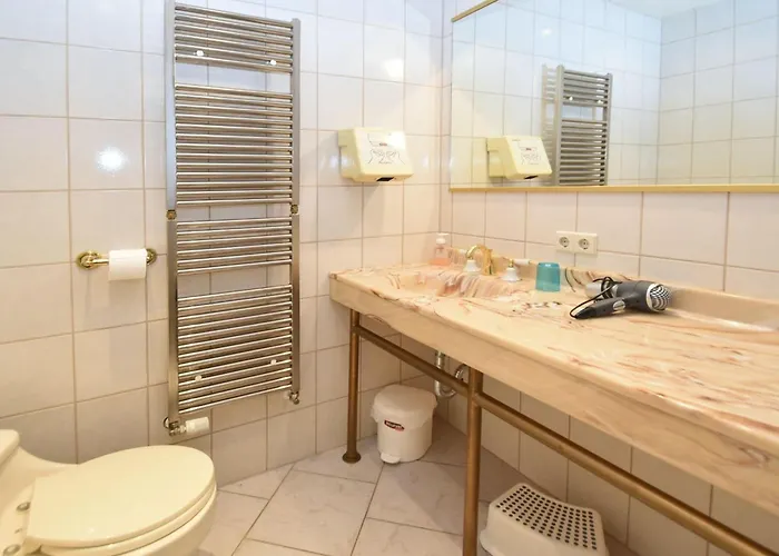 Retreat With Sauna, Hot Tub Jagersgrun